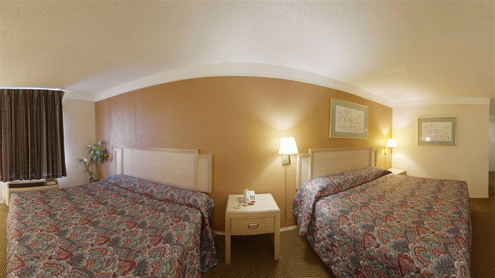 Economy Inn & Suites 덴턴 외부 사진