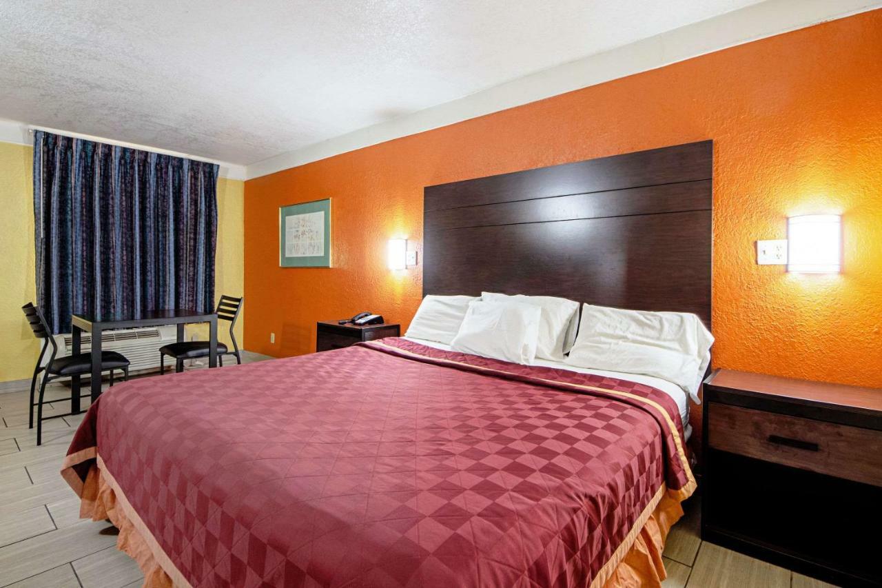 Economy Inn & Suites 덴턴 외부 사진