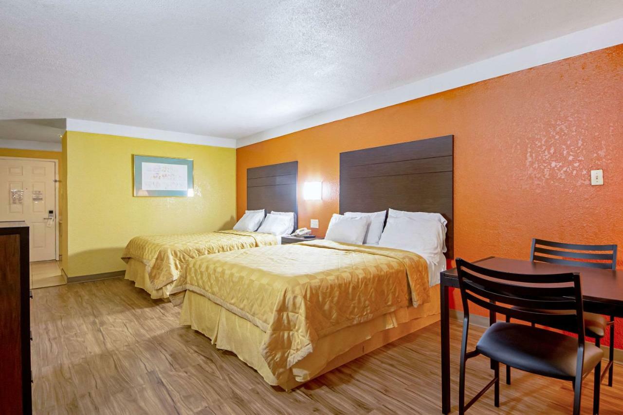 Economy Inn & Suites 덴턴 외부 사진